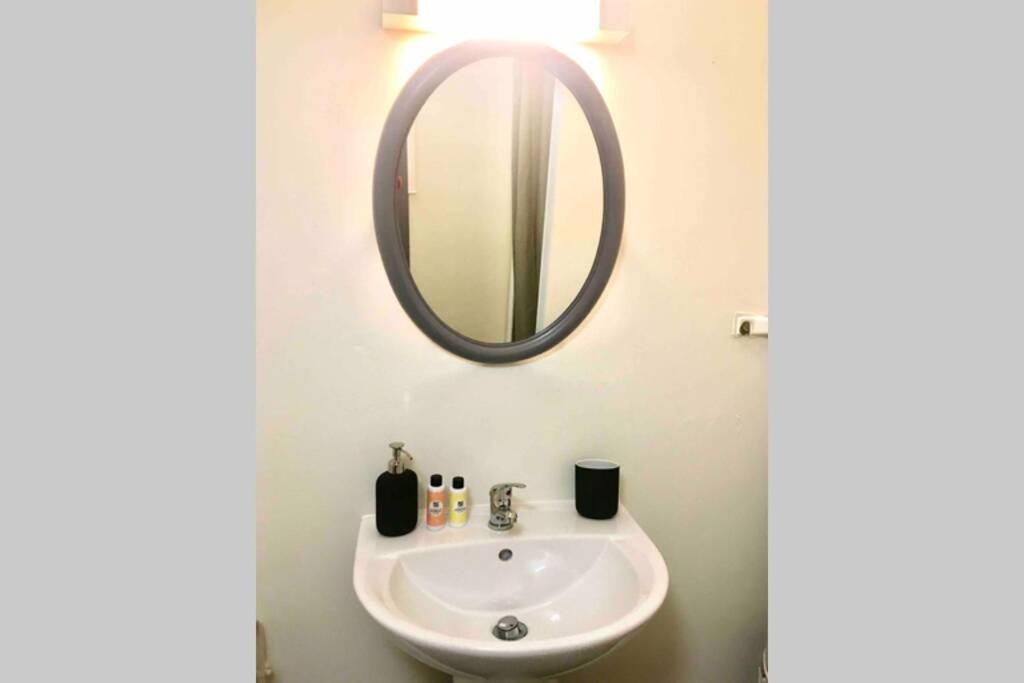 Апартаменты Superbe Studio Hyper Centre Proche Centre Hospitalier Мобёж Экстерьер фото
